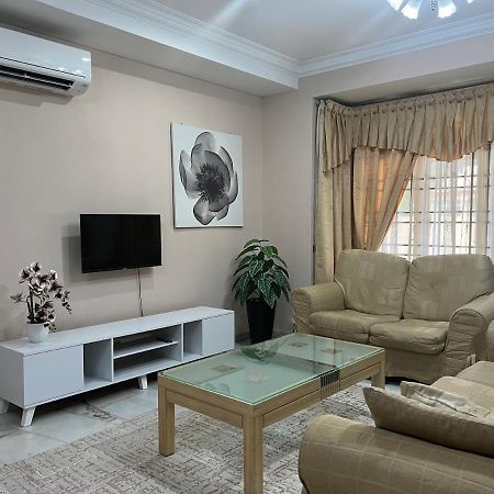 D'Lestari Homestay Seri Kembangan Eksteriør bilde