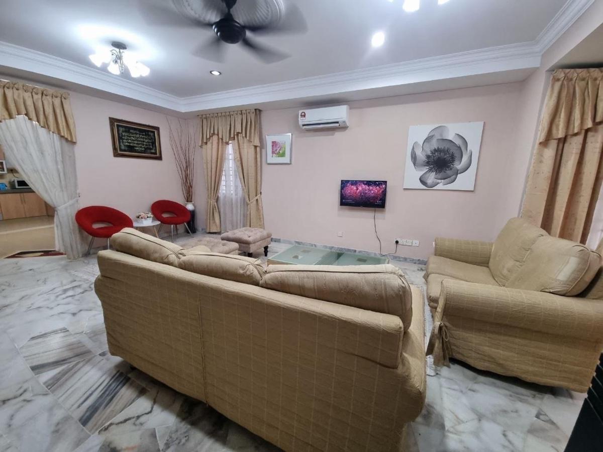 D'Lestari Homestay Seri Kembangan Eksteriør bilde