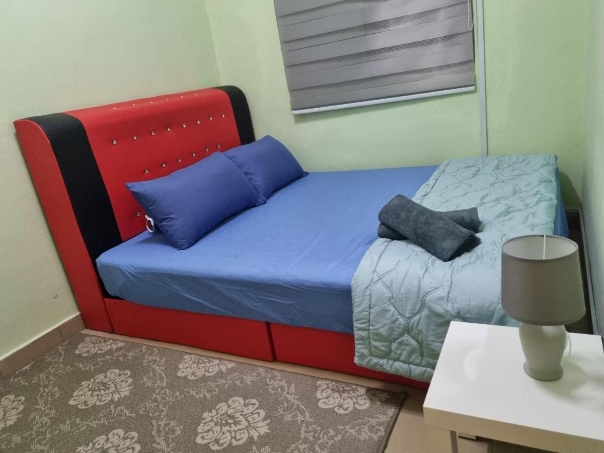 D'Lestari Homestay Seri Kembangan Eksteriør bilde