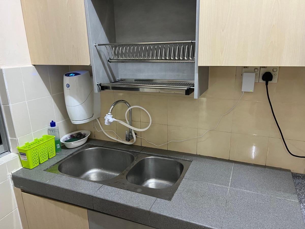 D'Lestari Homestay Seri Kembangan Eksteriør bilde