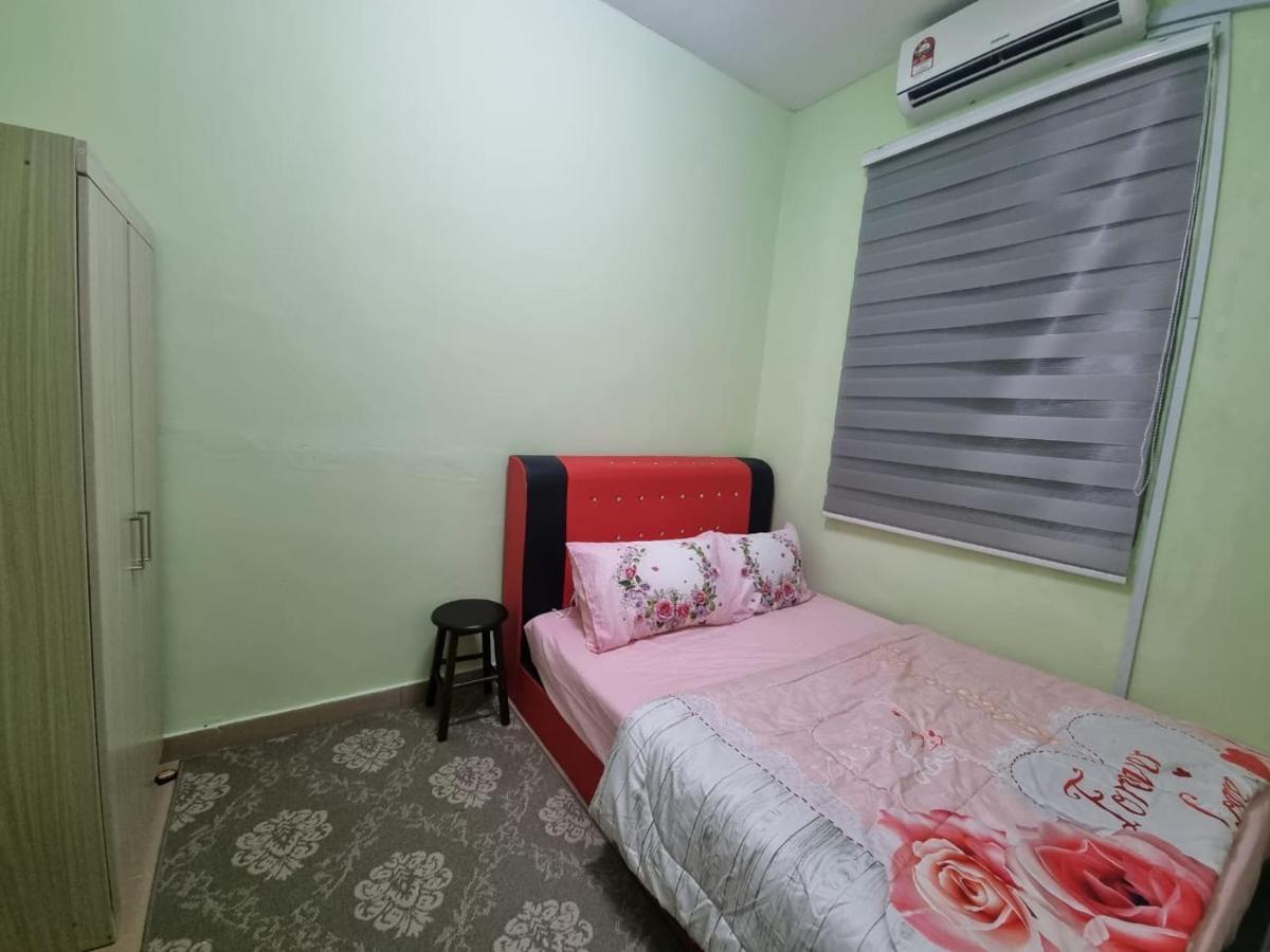D'Lestari Homestay Seri Kembangan Eksteriør bilde