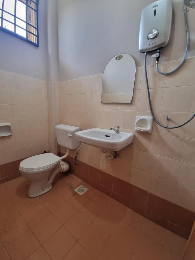 D'Lestari Homestay Seri Kembangan Eksteriør bilde