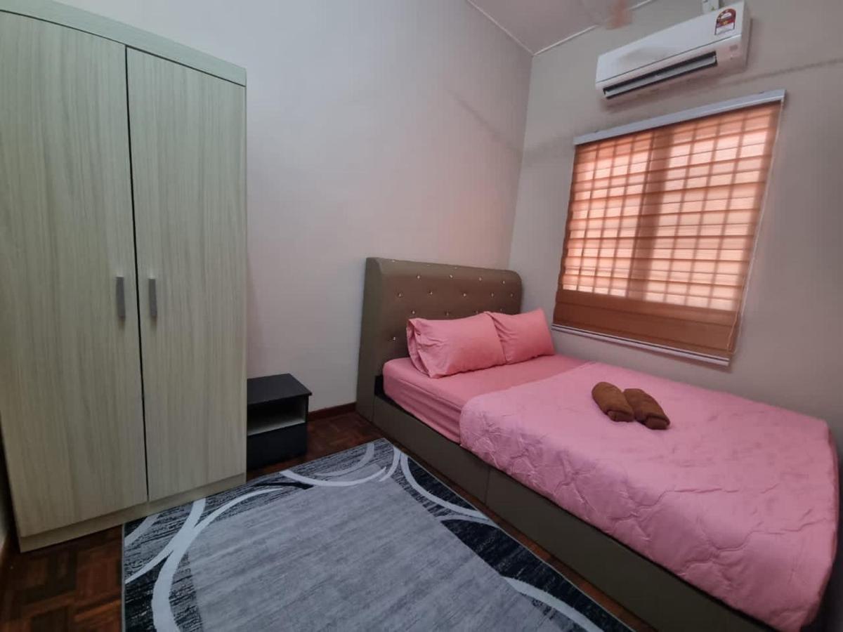 D'Lestari Homestay Seri Kembangan Eksteriør bilde