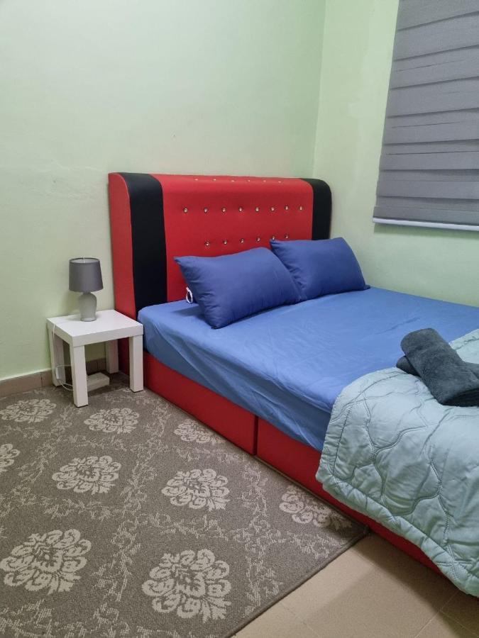 D'Lestari Homestay Seri Kembangan Eksteriør bilde